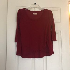 HOLLISTER mid-sleeve top size M